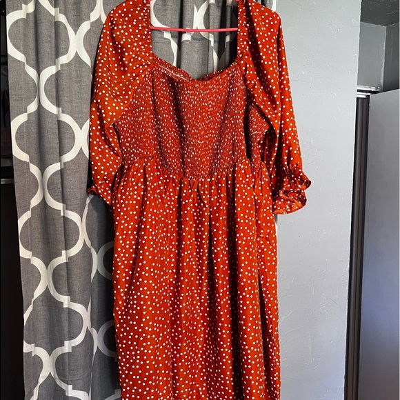Dresses & Skirts - Gorgeous brand new dress